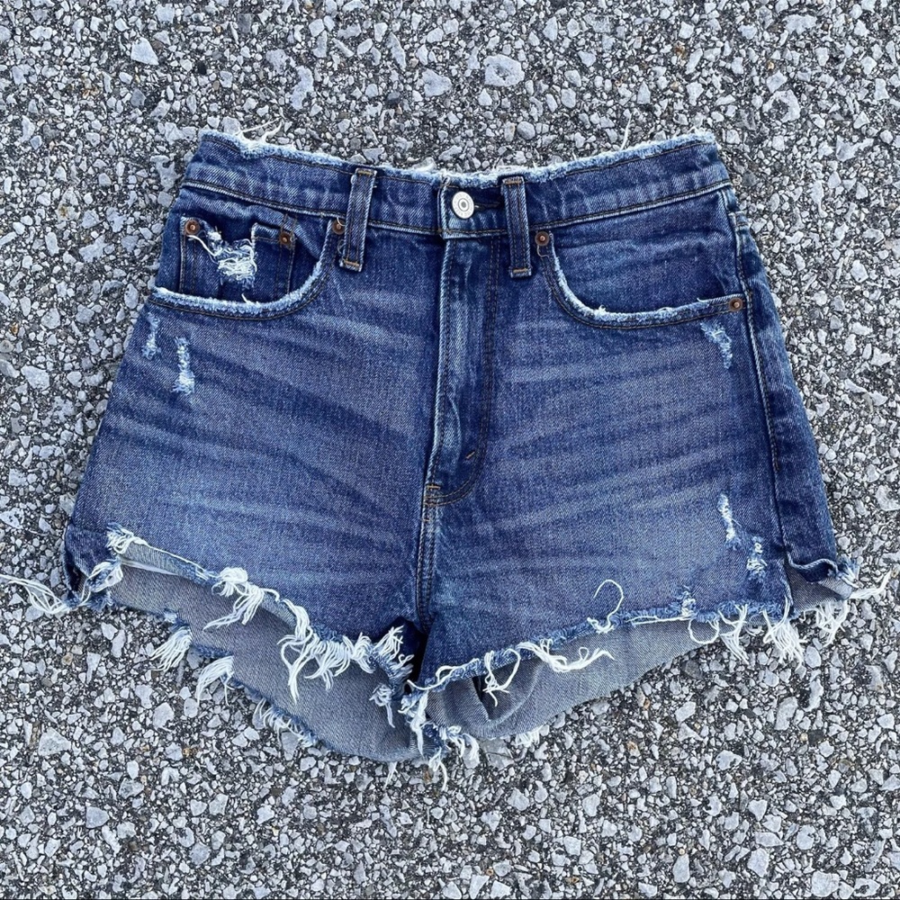 Abercrombie and fitch high rise mom shorts